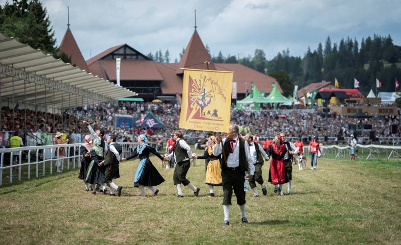grand cortège folklorique